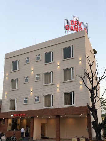 Imagen general del Hotel Dev Ganga. Foto 1