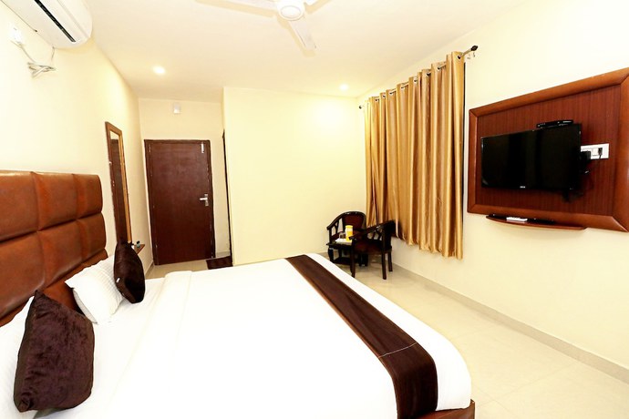 Imagen de la habitación del Hotel Dev Ganga. Foto 18