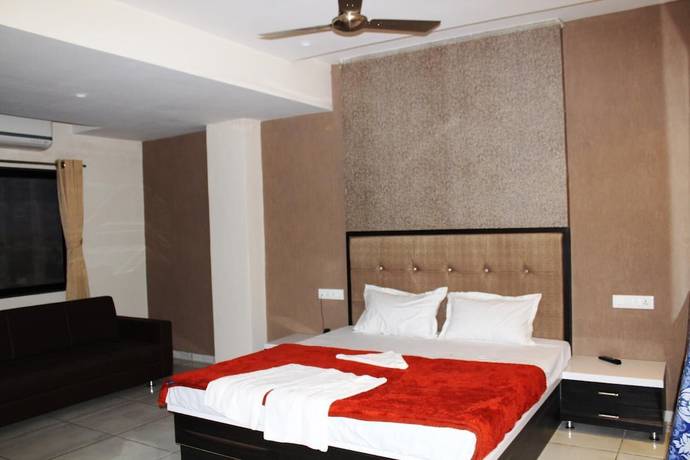 Imagen de la habitación del Hotel Dev Motel and Banquet. Foto 6