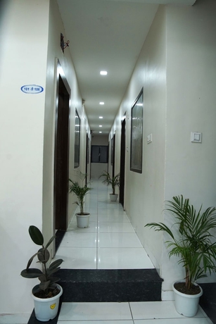 Imagen de los interiores del Hotel Dev Shree Palace, Ujjain. Foto 11