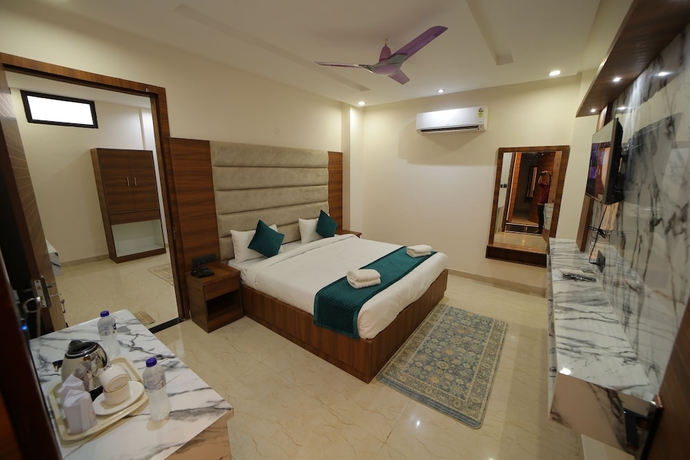 Imagen de la habitación del Hotel Dev Vilas Agra. Foto 3