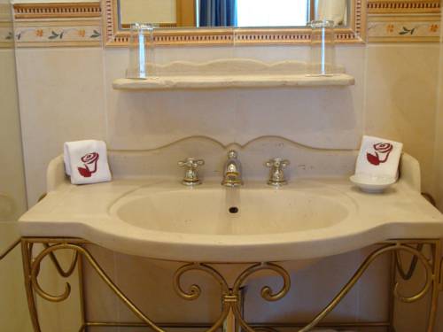 Imagen de la habitación del Hotel Deva Alpenhof. Foto 9