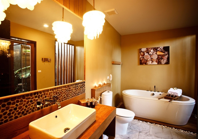 Imagen de la habitación del Hotel Deva Beach Resort Samui. Foto 5