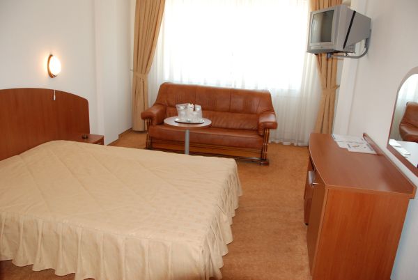 Imagen de la habitación del Hotel Deva. Foto 5