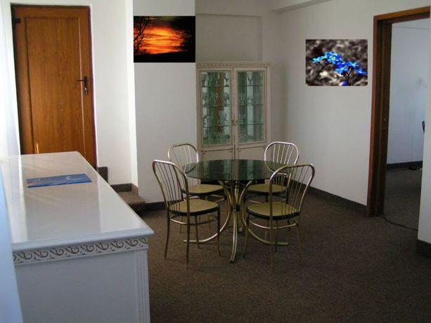 Imagen de la habitación del Hotel Deva. Foto 6