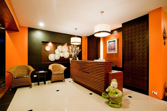 Imagen de los interiores del Hotel Deva Suites Patong. Foto 9