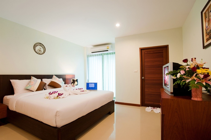 Imagen de la habitación del Hotel Deva Suites Patong. Foto 6
