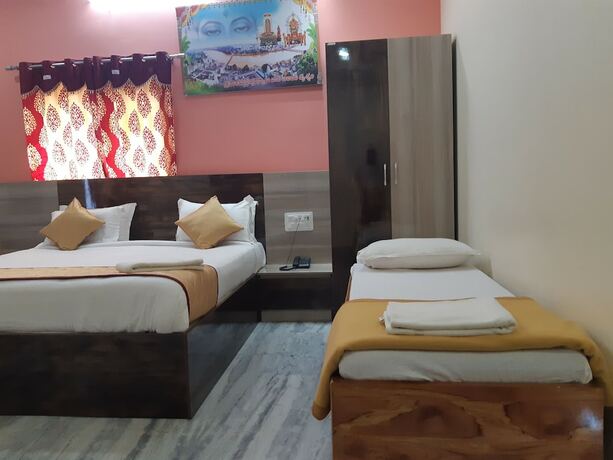 Imagen general del Hotel Devansh Bhanu Residency DBR. Foto 1