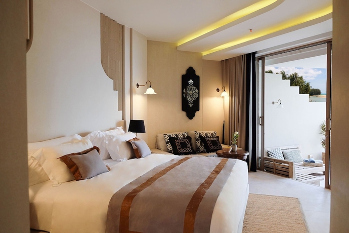 Imagen de la habitación del Hotel Devasom Khao Lak Beach Resort and Villas. Foto 4