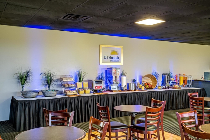 Imagen del bar/restaurante del Hotel Developer Inn Downtown Orlando. Foto 2