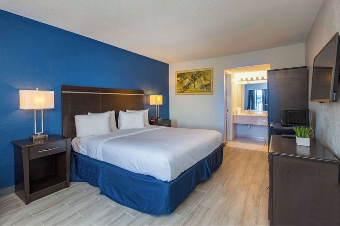 Imagen de la habitación del Hotel Developer Inn Orlando North, a Baymont by Wyndham. Foto 6