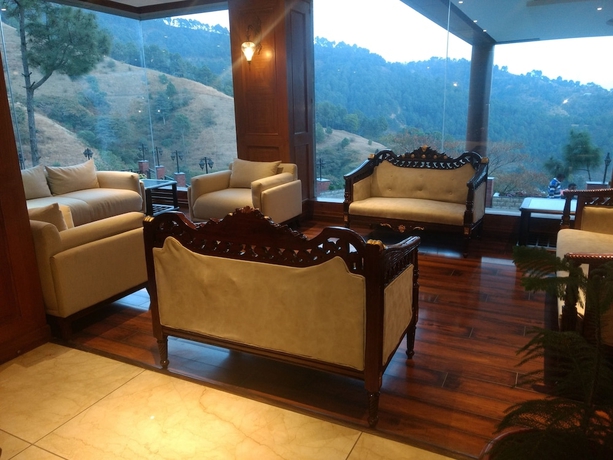 Imagen de los interiores del Hotel Deventure Shimla Hills. Foto 19