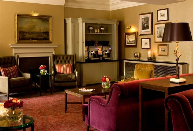 Imagen de los interiores del Hotel Devere Venues Devonport House. Foto 11