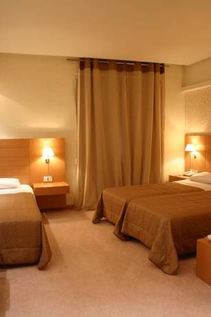 Imagen de la habitación del Hotel Deves. Foto 4