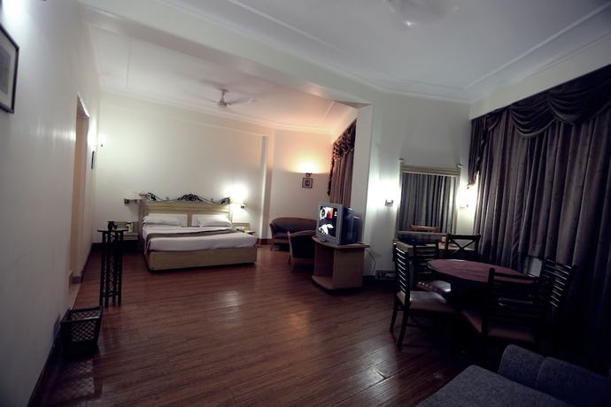 Imagen de la habitación del Hotel Devi Grand. Foto 13
