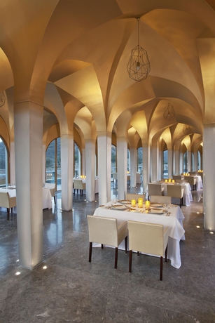 Imagen del bar/restaurante del Hotel Devi Ratn, Jaipur - Ihcl Seleqtions. Foto 2