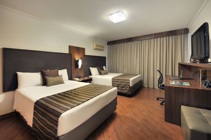 Imagen de la habitación del Hotel Deville Business Maringá. Foto 11