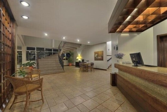 Imagen de los interiores del Hotel Deville Express Gua&iacute;ra. Foto 13