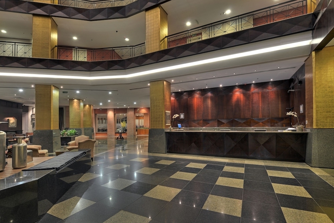 Imagen de los interiores del Hotel Deville Prime Porto Alegre. Foto 17