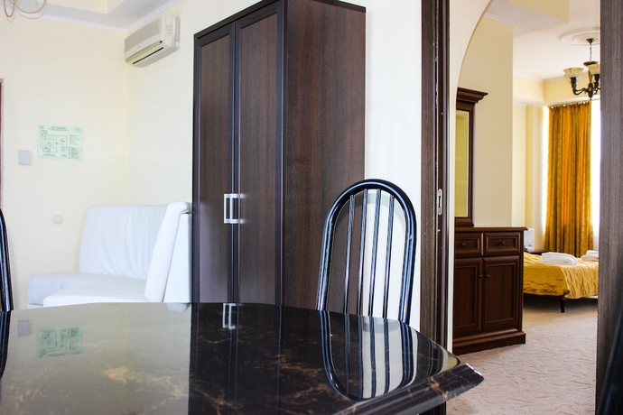 Imagen de la habitación del Hotel Devon Resort and Spa. Foto 8