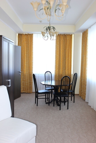 Imagen de la habitación del Hotel Devon Resort and Spa. Foto 18