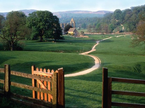 Imagen de los interiores del Hotel Devonshire Arms and Spa. Foto 6