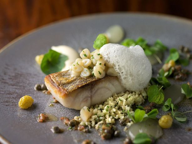 Imagen de los exteriores del Hotel Devonshire Arms and Spa. Foto 5