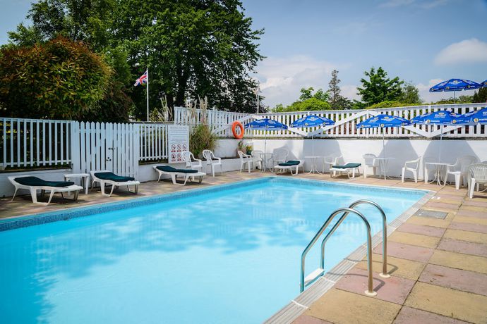 Imagen de la piscina del Hotel Devonshire. Foto 19
