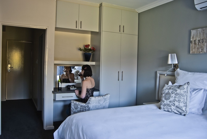 Imagen de la habitación del Hotel Devonvale Golf and Wine Estate. Foto 5