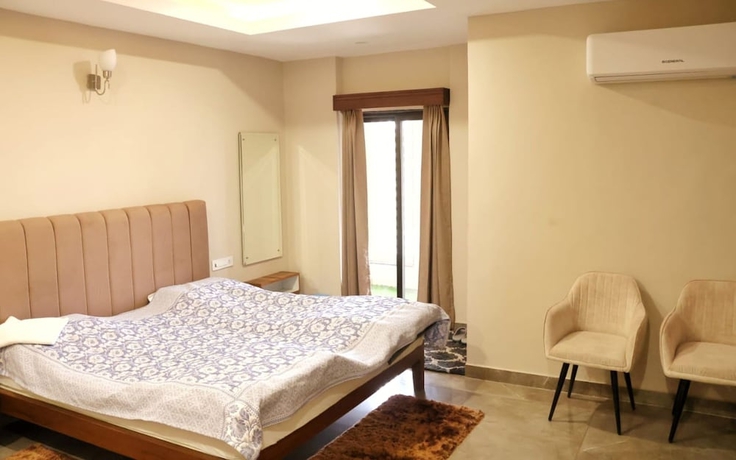Imagen de la habitación del Hotel Devraha Seva Ashram - Vrindavan. Foto 4