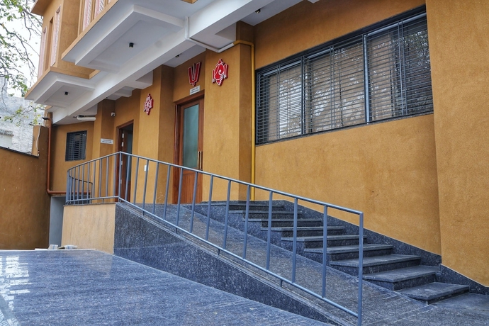Imagen de los interiores del Hotel Devraha Seva Ashram - Vrindavan. Foto 12