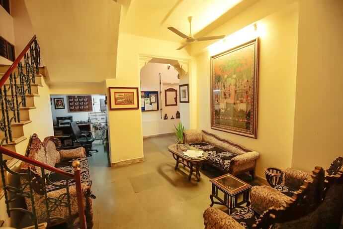 Imagen general del Hotel Devraj Niwas On Lake Pichola Udaipur. Foto 5