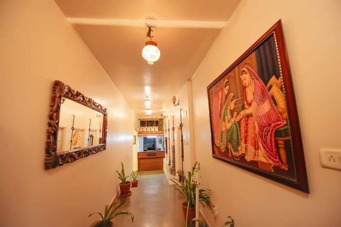 Imagen general del Hotel Devraj Niwas On Lake Pichola Udaipur. Foto 7