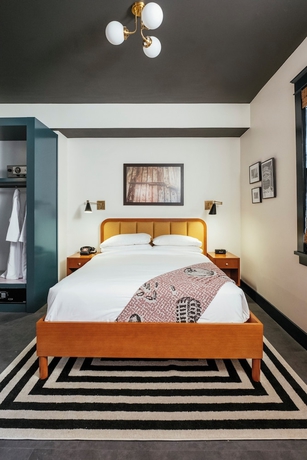 Imagen de la habitación del Hotel Dew Drop Inn. Foto 2