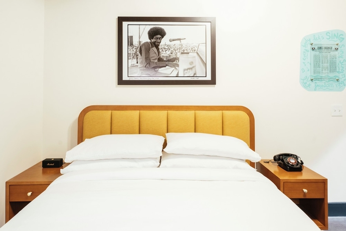 Imagen de la habitación del Hotel Dew Drop Inn. Foto 7