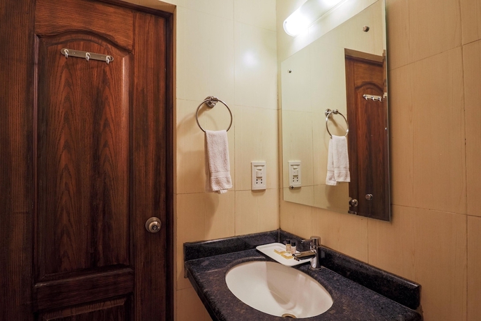 Imagen de la habitación del Hotel Dewdrop Le Seasons Beach Resort. Foto 12