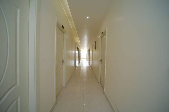 Imagen general del Hotel Dewdrop Shankh. Foto 4