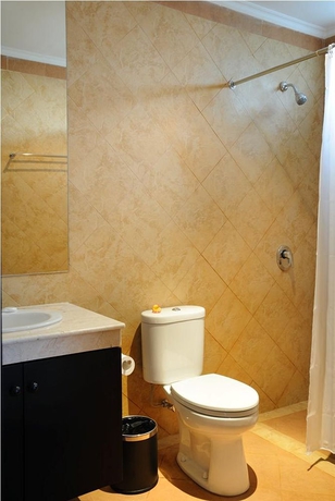 Imagen de la habitación del Hotel Dewi Sri. Foto 9