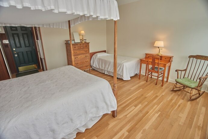 Imagen general del Hotel Dexter\'s Inn. Foto 4