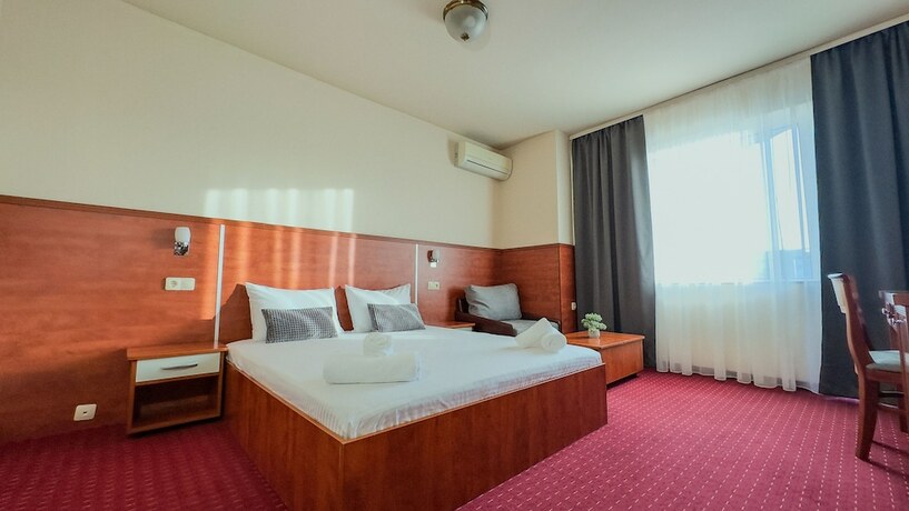 Imagen de la habitación del Hotel Dezudava. Foto 15
