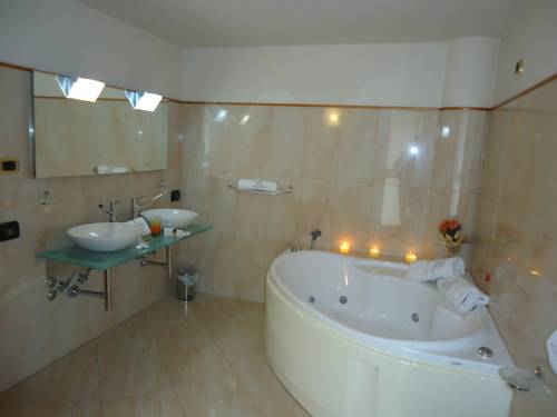 Imagen de la habitación del Hotel D.g. Garden. Foto 7