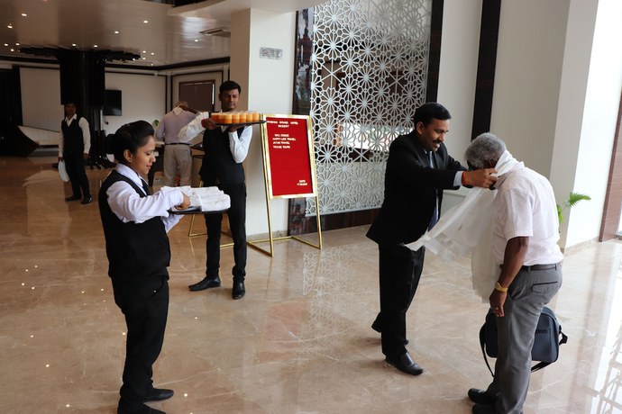Imagen de los interiores del Hotel Dhamma Grand Hotel Resort. Foto 19