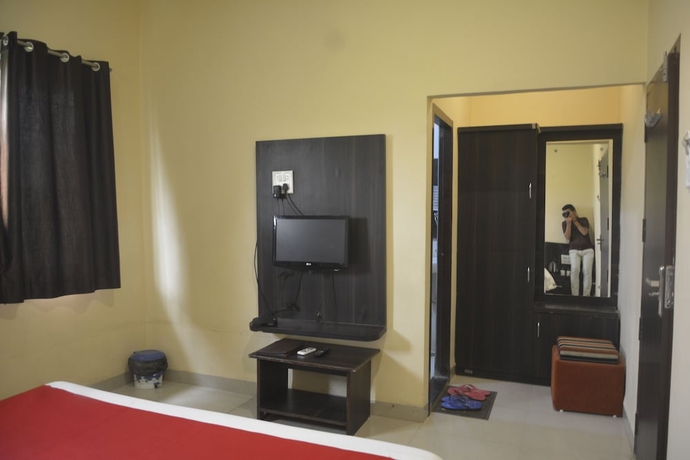 Imagen de la habitación del Hotel Dhar-Mandav Road. Foto 5