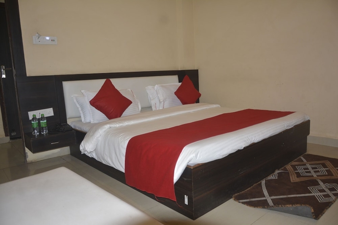 Imagen de la habitación del Hotel Dhar-Mandav Road. Foto 14