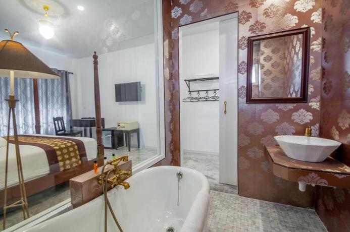 Imagen de la habitación del Hotel Dharasom Colonial House. Foto 8