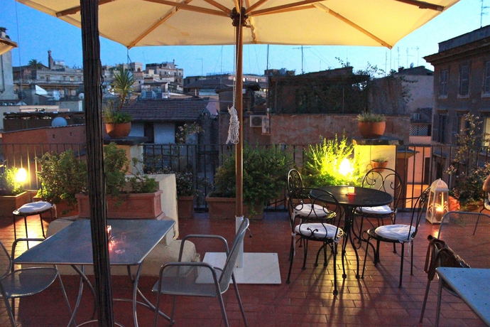 Imagen de los exteriores del Hotel Dharma Boutique and Spa. Foto 10