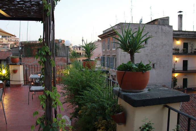 Imagen de los exteriores del Hotel Dharma Boutique and Spa. Foto 11