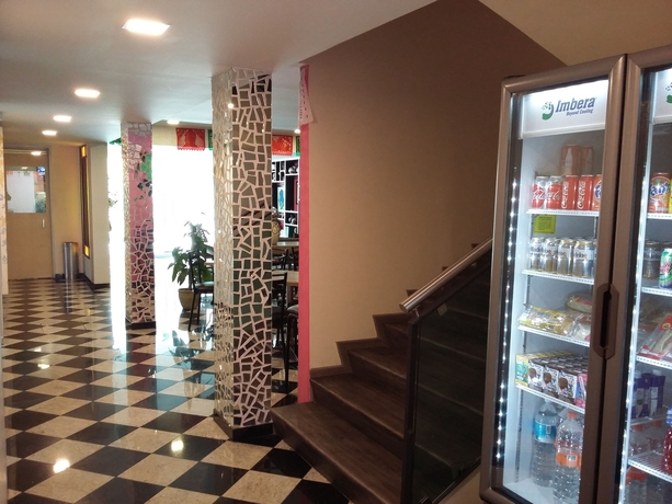 Imagen de los interiores del Hotel Dharma. Foto 19