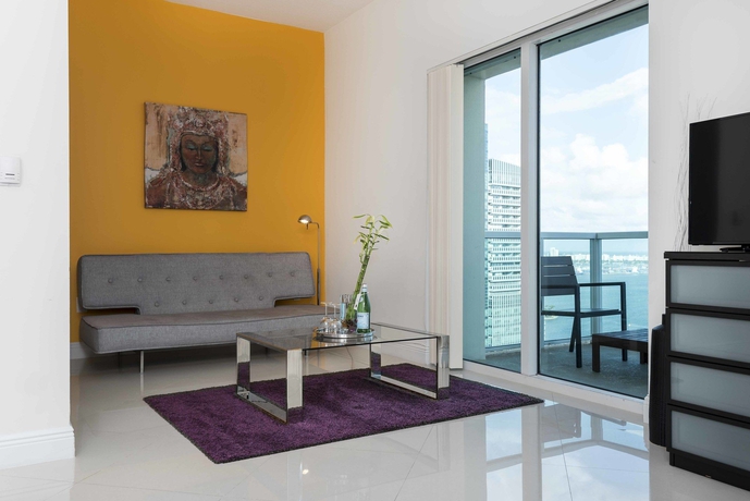 Imagen de los interiores del Hotel Dharma Home Suites Miami at Brickell. Foto 16