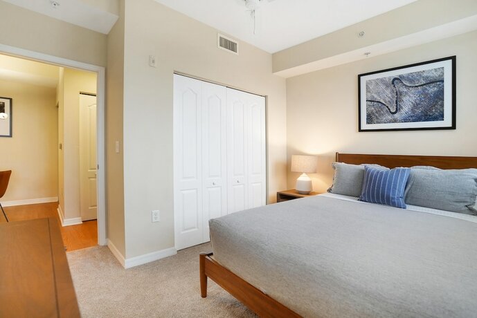 Imagen general del Hotel Dharma Home Suites South Miami at Red Road Commons. Foto 7